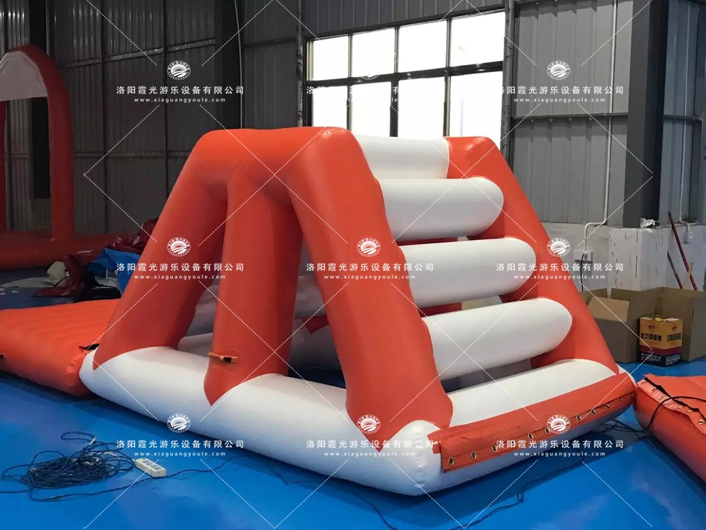 开平水上闯关设施